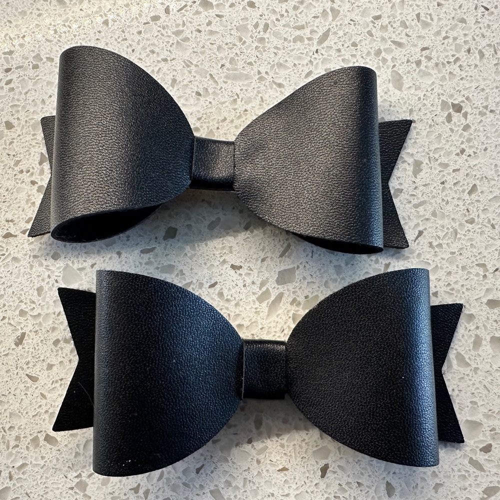 Leather hair bows - black